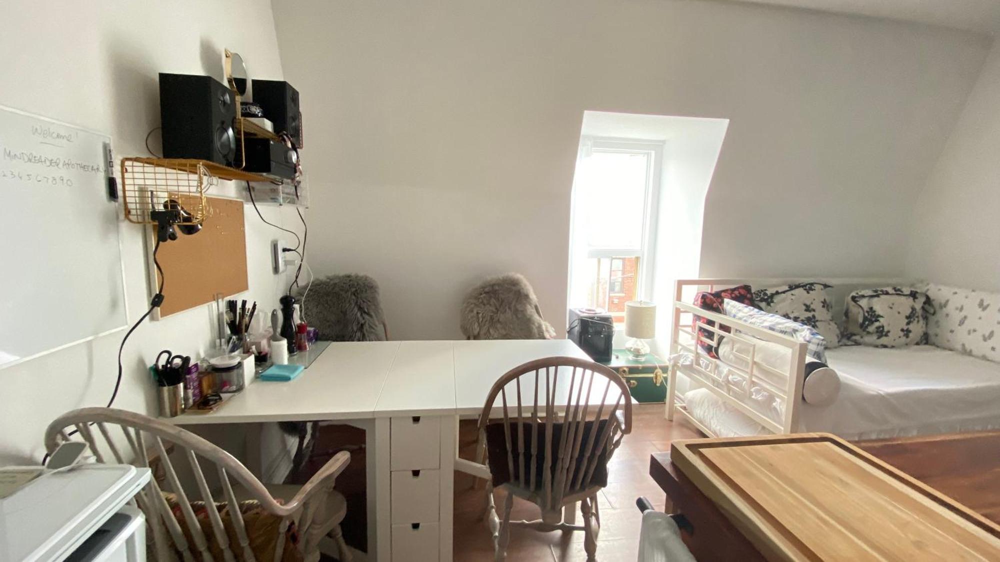 The Parkdale Hostellerie Toronto Bagian luar foto